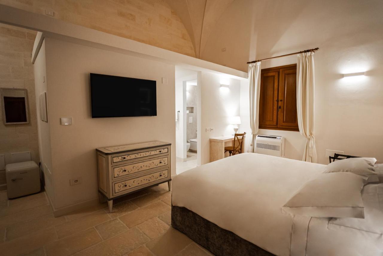Masseria Torleanzi Wine Relais San Pietro Vernotico Eksteriør billede