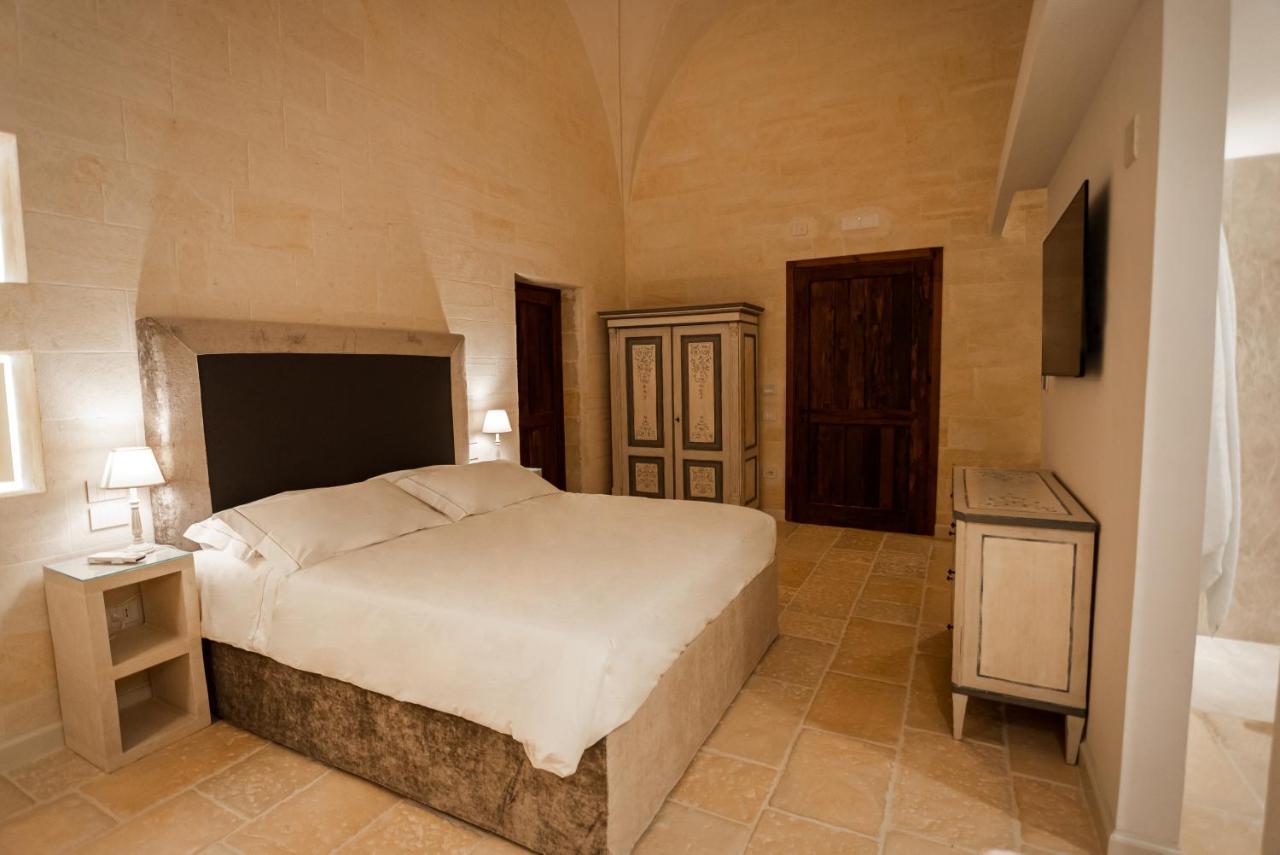 Masseria Torleanzi Wine Relais San Pietro Vernotico Eksteriør billede