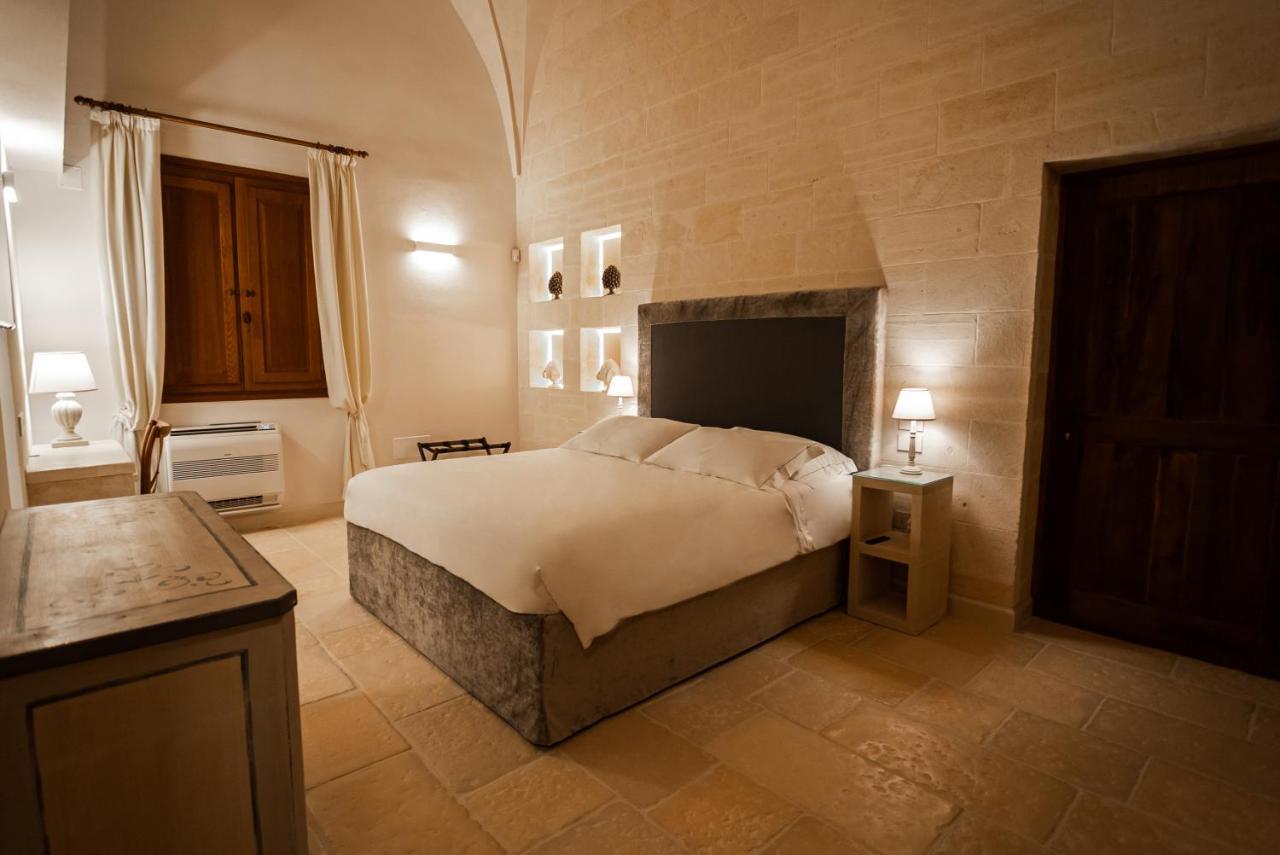 Masseria Torleanzi Wine Relais San Pietro Vernotico Eksteriør billede