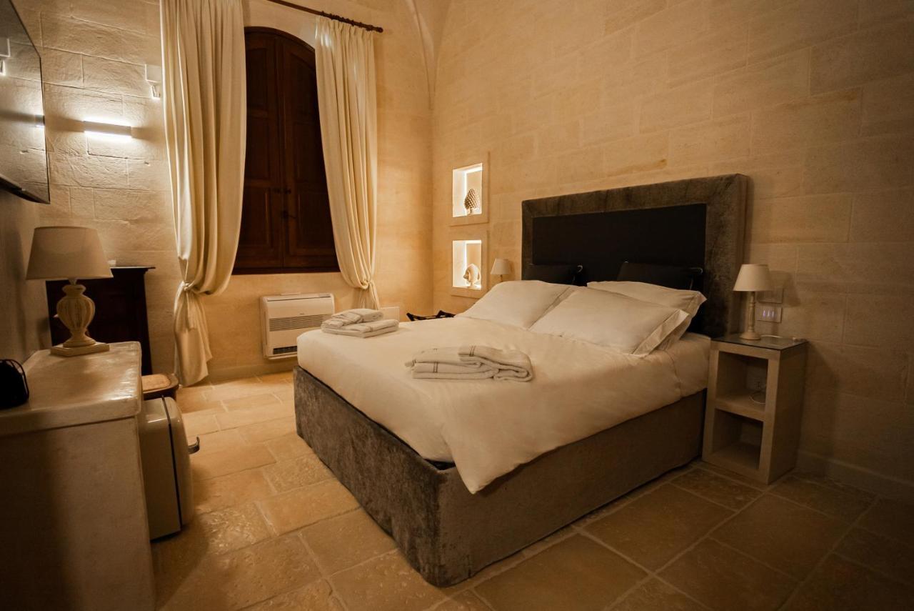 Masseria Torleanzi Wine Relais San Pietro Vernotico Eksteriør billede