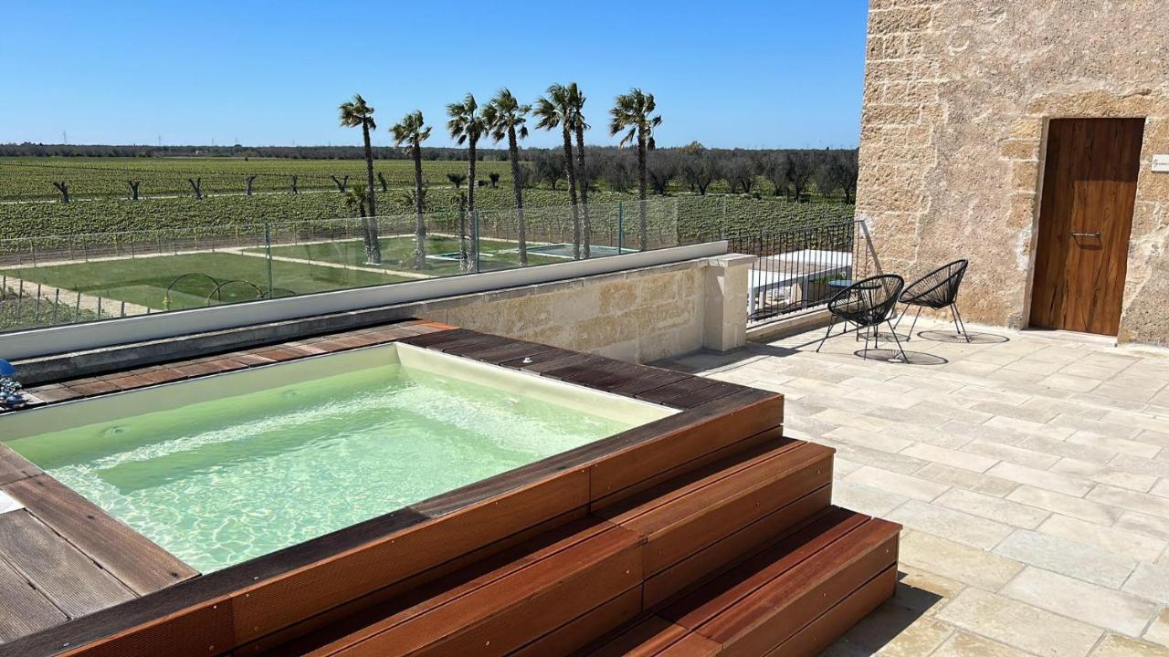 Masseria Torleanzi Wine Relais San Pietro Vernotico Eksteriør billede